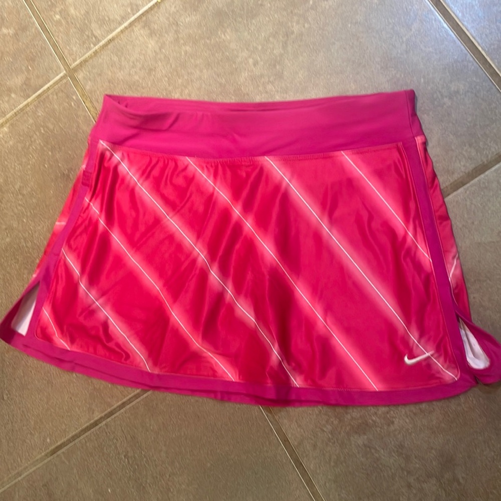Nike Dri Fit pink Skort!  Size Medium